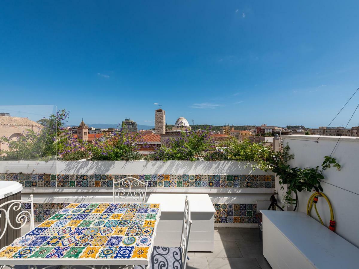 "Bea'S Terrace" - Private Jacuzzi And Panoramic Rooftop In The City Centre كالياري المظهر الخارجي الصورة